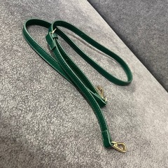 マウジー ハンドバッグの画像