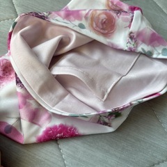 保冷剤を入れれるヘッドバンドの画像