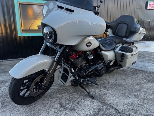 ハーレーCVO　ストリートグライド車検R9年10月まて迄