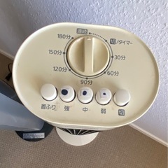 【決まりました】縦型扇風機　２台まとめての画像