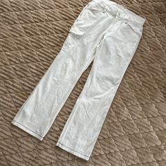 adidas ゴルフウェア　メンズ　白いパンツの画像