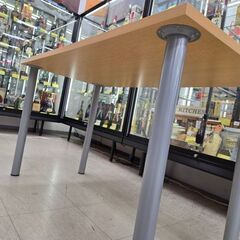 J8651 【リユースのサカイ柏店】 テーブル クリーニング済みの画像