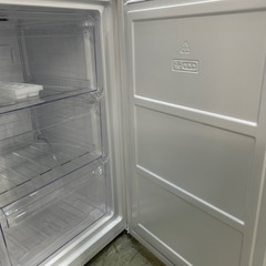 配達可【ニトリ】冷蔵庫230L★2024年製 クリーニング済み/6ヶ月保証付き【管理番号10311】横の画像