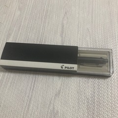 パイロット　4色ペンの画像