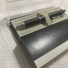 パイロット　4色ペンの画像