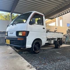ダイハツハイゼットs110pの画像