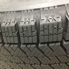 🍑お取引成立しました！【🍀美品】ブリヂストン・スタットレスタイヤ「VRX２」アルミホィール付・合計4本の画像