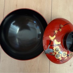 蓋付きお椀差し上げますの画像