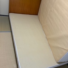 高級セミダブルベッドマットレスの画像