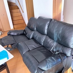 ニトリ　電動リクライニングソファ　3人掛けの画像