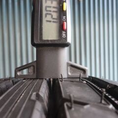 ブリヂストン　V-STEEL RIB　R173　215/70R17.5 123/121J　2本　10分溝　新車外し　ほぼ未使用　長期保管品！の画像