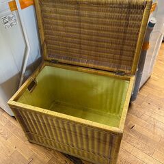 【リサイクルショップどりーむ鹿大前店】No.3195 ラタン籠　カゴ　収納ケース　収納箱　ラタン　レトロ家具♪の画像