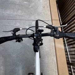 美品⭐︎24㌅クロスバイクの画像