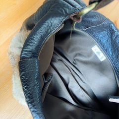 バッグ　レディース　ファー&牛革の画像