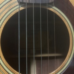 ギターとベースの画像