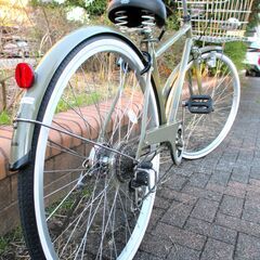 中古自転車 INNOVATION FACTORY 実用 自転車 6段変速 27インチ LEDライト カーキー 通勤 通学 近所のお出掛けなどにの画像