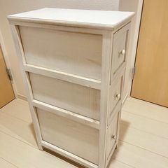アンティーク調引き出し収納　すき間収納の画像