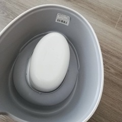 ベビービョルン　おまる　未使用の画像