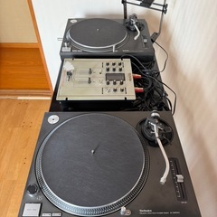 テクニクス Technics ターンテーブル ミキサー DJテーブル PC台 
セットの画像