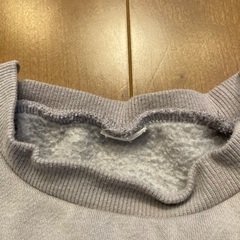 【キッズ】裏起毛トレーナー　バックフリル　160cmの画像