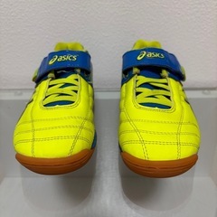 アシックス 20.0サッカージュニアトレーニングシューズの画像