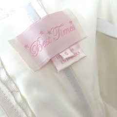 Aライン　ウエディングドレス　の画像