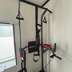 ぶら下がり健康器 懸垂マシン Wolfyok (ウルフヨック) 強化7cm幅フレーム 耐荷重180kg 土台八の字型 高さ11段 背もたれ6段 アームレスト3段 懸垂器具 ぶらさがり 健康器具 チンニング ディップスス 多機能 筋力 筋肉トレーニング器具 家庭用の画像