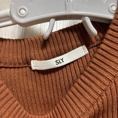 SLY 長袖の画像