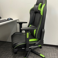 ニトリゲーミングチェアの画像