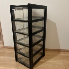 収納ラックの画像