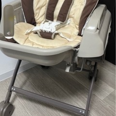 電動ハイローチェアの画像