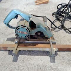 日立 ブレーキ付 胴縁カッタの画像