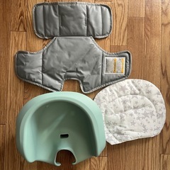 7-in-1ハイチェアフロアツーテーブルの画像