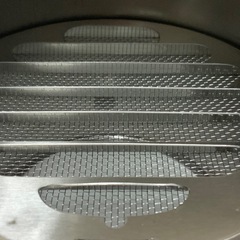 【新品】 ステンレス製 ガラリ 網付き Φ100 換気口 通気口の画像