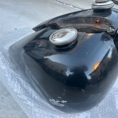 ハーレー　分割式タンク　希少ガソリンキャップ　の画像