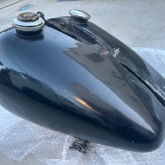 ハーレー　分割式タンク　希少ガソリンキャップ　の画像