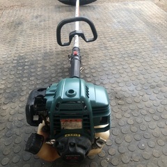 実働　普通のガソリンで動く　ホンダ　4スト　草刈機　UMK425H  の画像