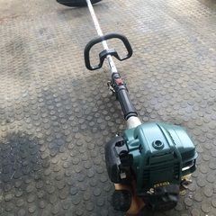 実働　普通のガソリンで動く　ホンダ　4スト　草刈機　UMK425H  の画像