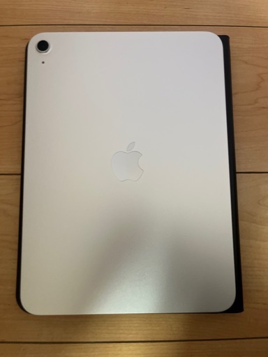 iPad A16 第11世代128GB Wi-Fi シルバー　美品