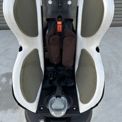 エールべべ　クルット3i プレミアム　チャイルドシートの画像