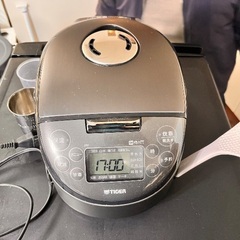 TIGER IHジャー炊飯器 JPF-A550 炊きたての画像