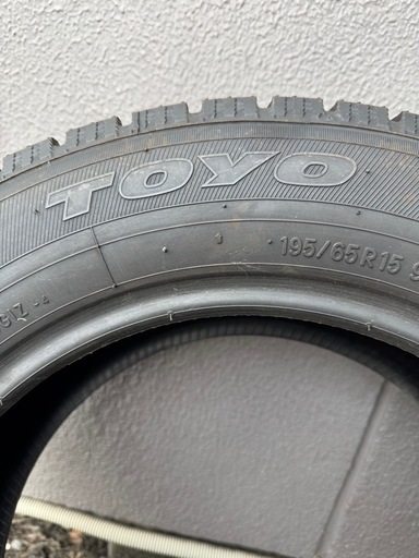 TOYO スタッドレスタイヤ