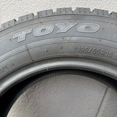 TOYO スタッドレスタイヤの画像