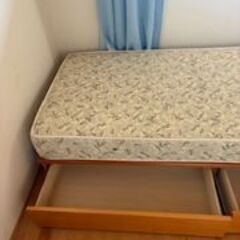 シングルベッドの画像