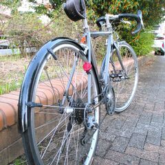 中古自転車 ARAYA ロードバイク 自転車 実用 16段変速(前2段、後8段) フレームサイズ500㎜ グレー 通勤 通学 近所のお出掛けなどにの画像