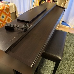 電子ピアノの画像