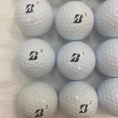 ブリジストン TOUR B X ホワイト 24球の画像