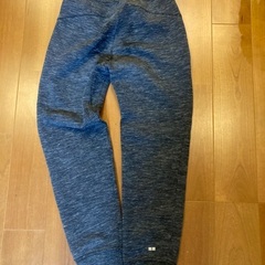 【キッズ】UNIQLO ズボン　グレー　140cmの画像