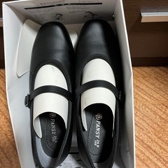 レディースシューズ　黒　パンジー　晴雨兼用の画像