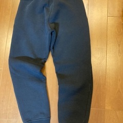 【キッズ】UNIQLO ズボン　黒　140cmの画像